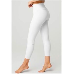 ALO YOGA 7/8 High-Waist Airbrush Legging in White Size S